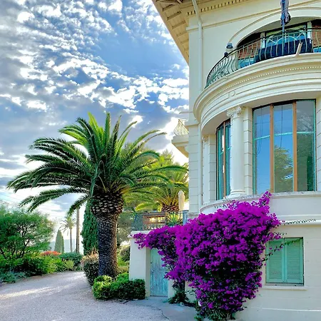 3 Pieces Elegant - Clim Terrasse Parking - *