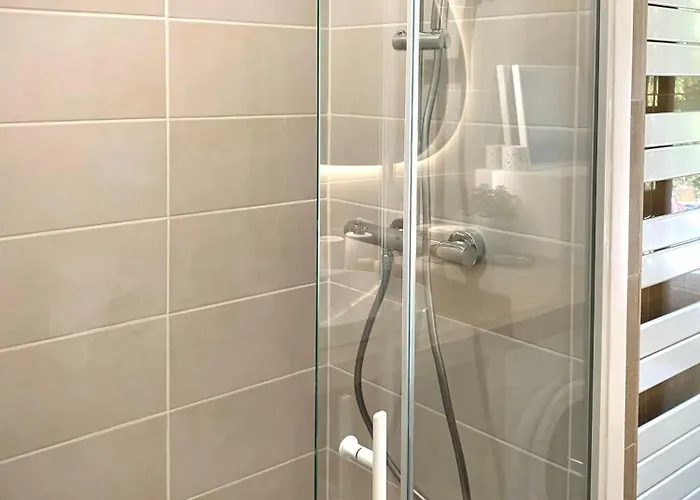 3 Pieces Elegant - Clim Terrasse Parking - Apartment *