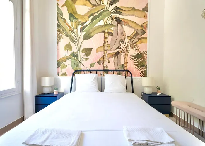 3 Pieces Elegant - Clim Terrasse Parking - * Saint-Raphaël