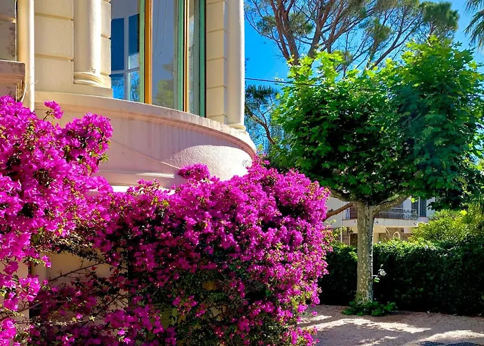 3 Pieces Elegant - Clim Terrasse Parking - Apartment